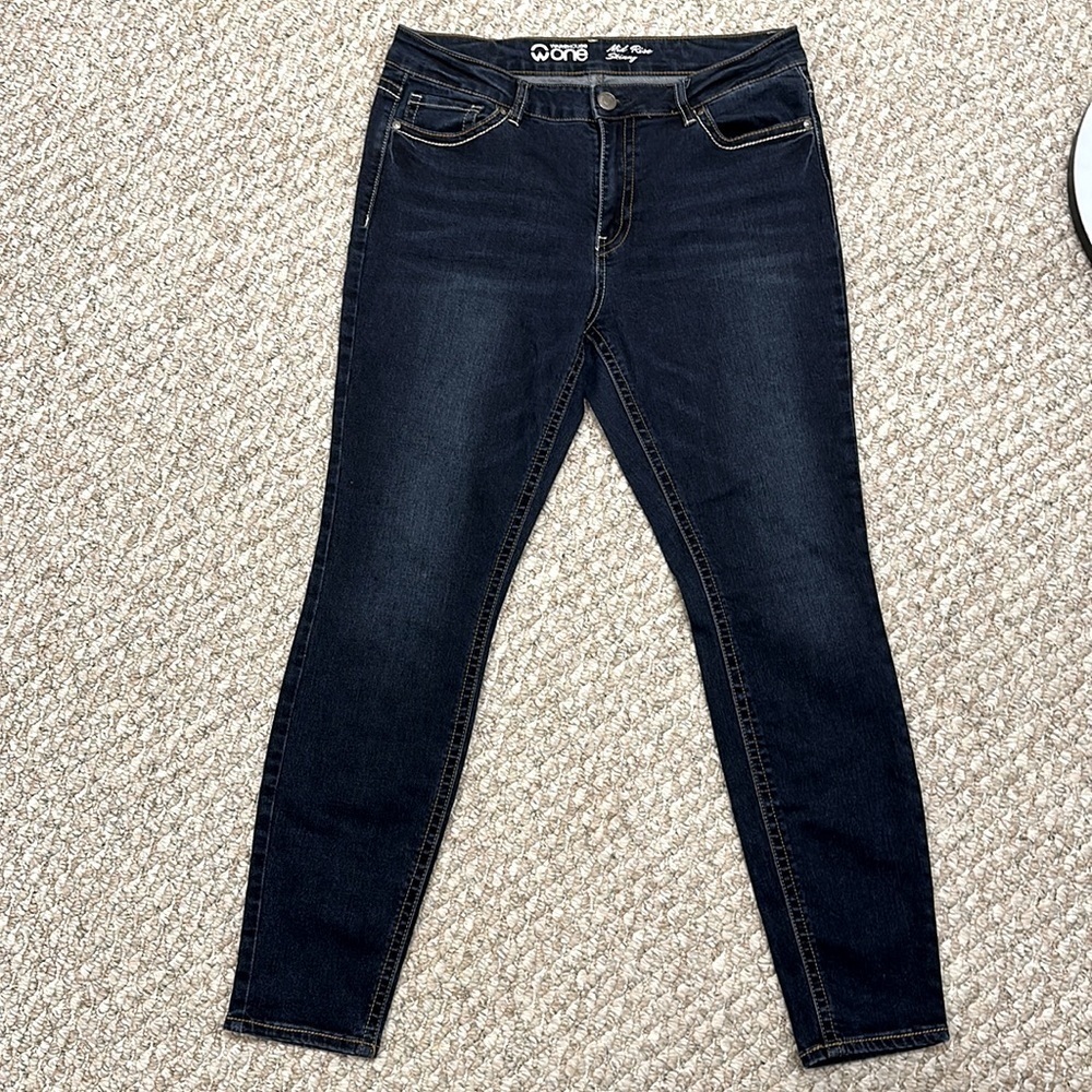 Warehouse one mid rise, skinny size 32 short dark denim